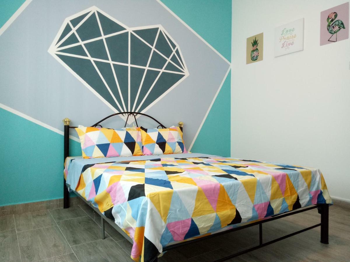 Icolor Home & Stay Ch5 Tanah Rata Exterior photo