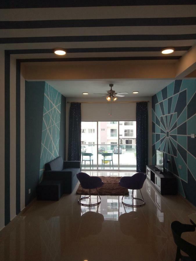 Icolor Home & Stay Ch5 Tanah Rata Exterior photo